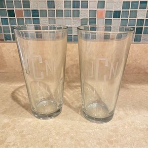 NIB Set of Two 20 oz glasses by Libbey Duratuff USA. Clear